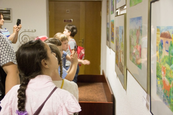 11630E751992DC39F8204250A9EF6B022E5EC8387A10EC868Dpimgpsh_fullsize_distr