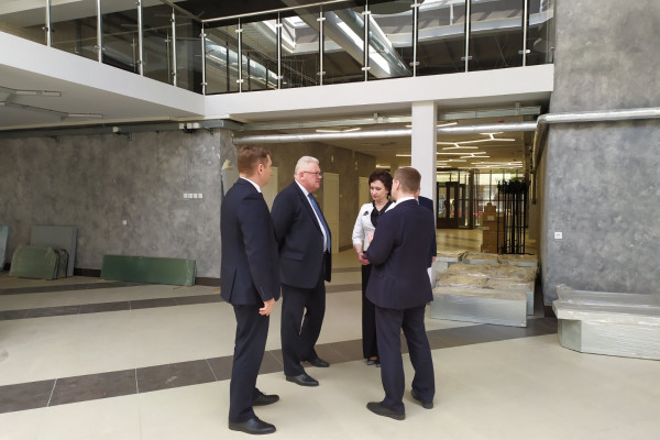 IMG-f0550ffc693a8ee195131563cba6c979-V