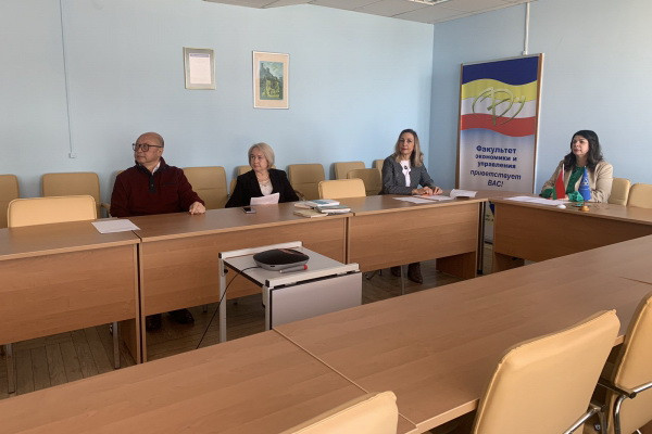 IMG-2830cb15cb54e14f8835bc2eded52e95-V-600x450_c