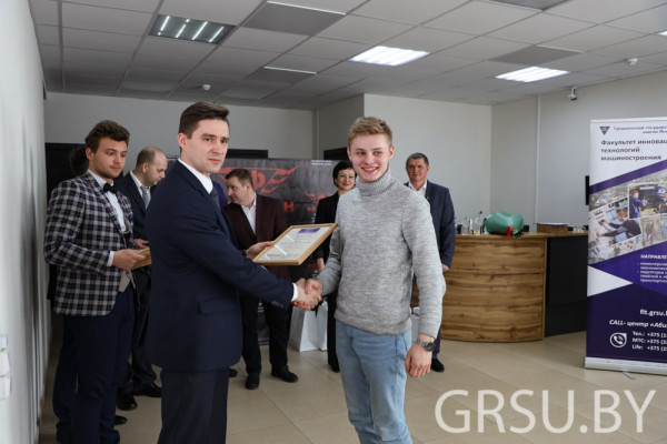 IMG_20220414_192844_552