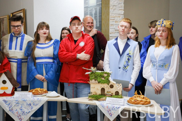 photo_2022-05-05_18-23-28