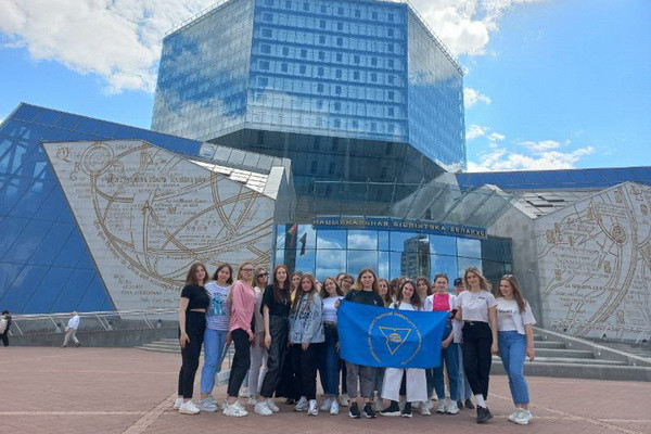 photo5253825681660427632