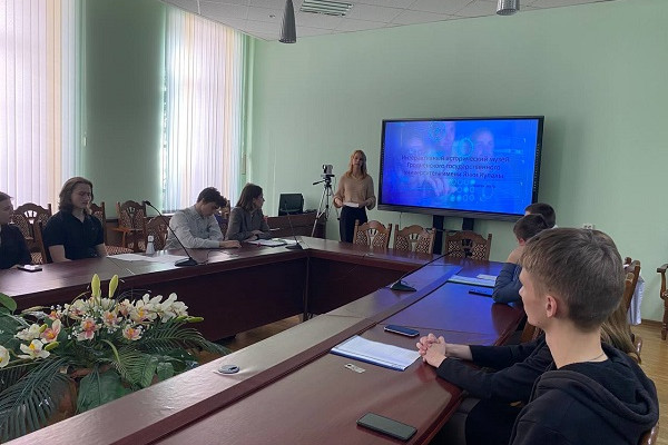 583160f2-f8a1-4b74-a673-4c3c53a819d3