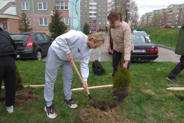 photo_5424838815392054164_y