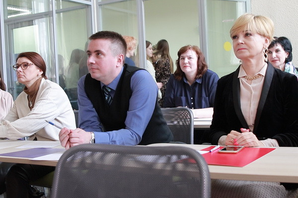 ЛЕКЦИЯ_для_УМУ_АНгл_Фил.00_31_28_13.Still039