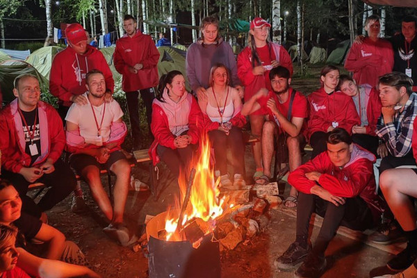 photo_5398048656235547359_y