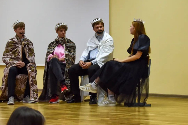 photo_5235622149971103112_y