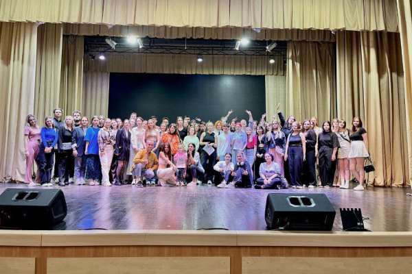 photo_5235622149971103137_y