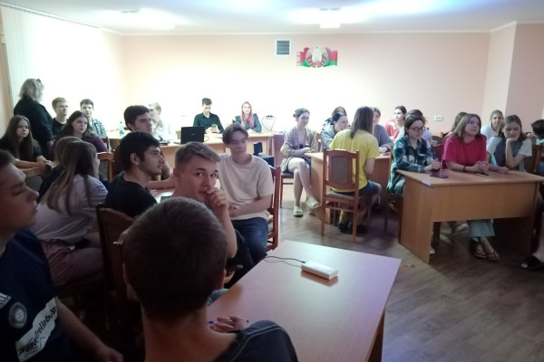 photo_5255832414935174726_y