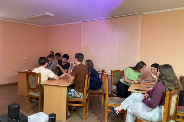 photo_5255832414935174730_y