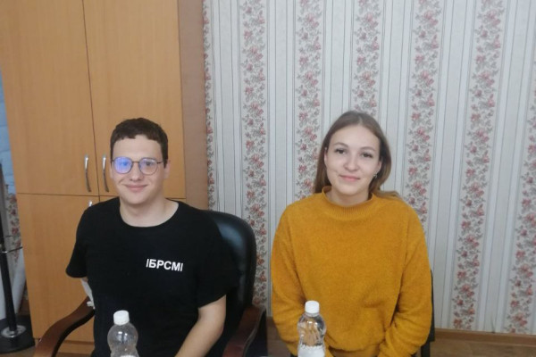 photo_5321018993307405783_y