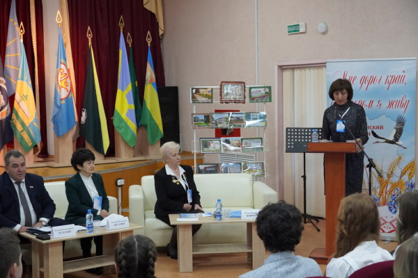 photo_5440821406607725671_y