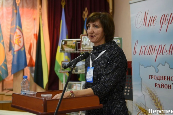 photo_5440821406607725673_y