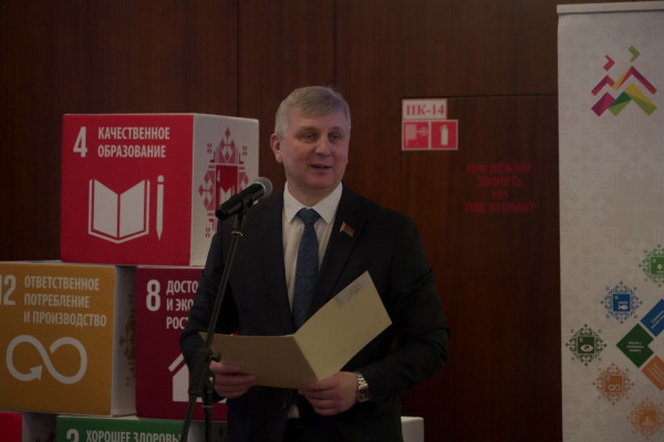 photo_5296245733613230286_y