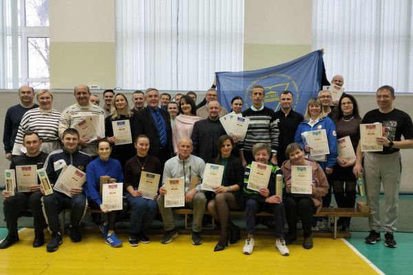 photo_5314357992952549039_y