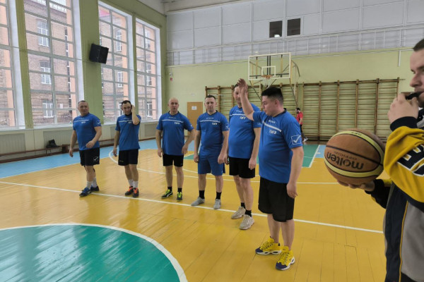 photo_5316753485192091980_y