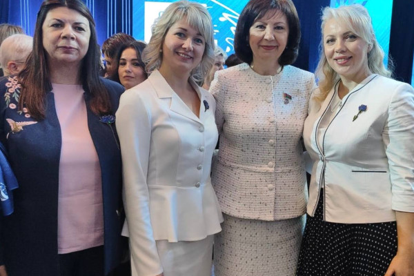 photo_5445264657649621206_y