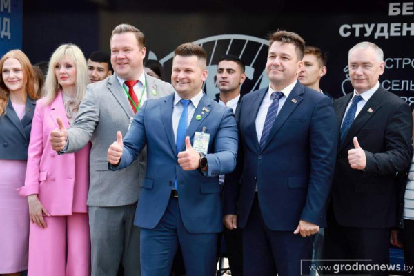 photo_5411575187582867515_x