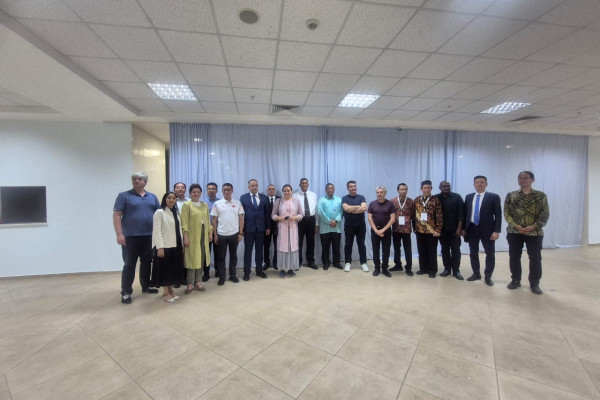 photo_5426933531071864190_y