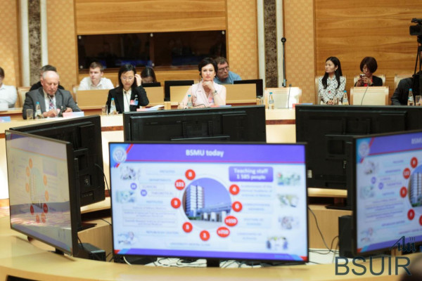 photo_5467392127295151909_y