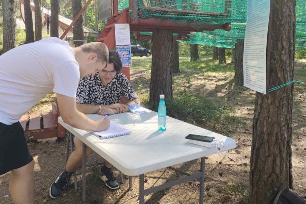 photo_5249206744981298377_y