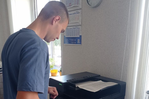 photo_5249206744981299214_y