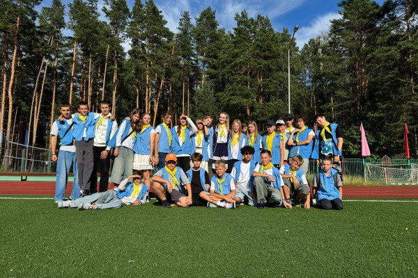 photo_5262866484739301703_y