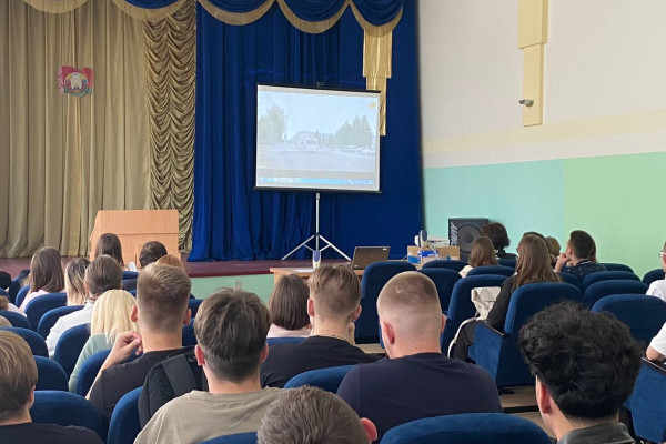 photo_5402282622111048765_y