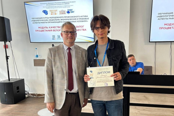 photo_5426976339010903557_y