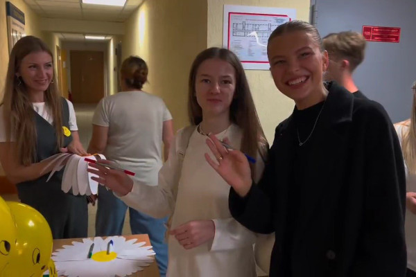 photo_5429578651105615673_y