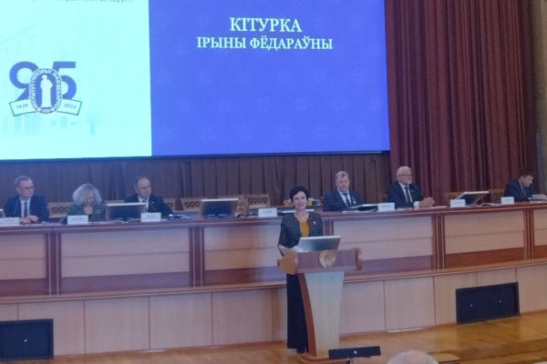 photo_5224411722687833218_y