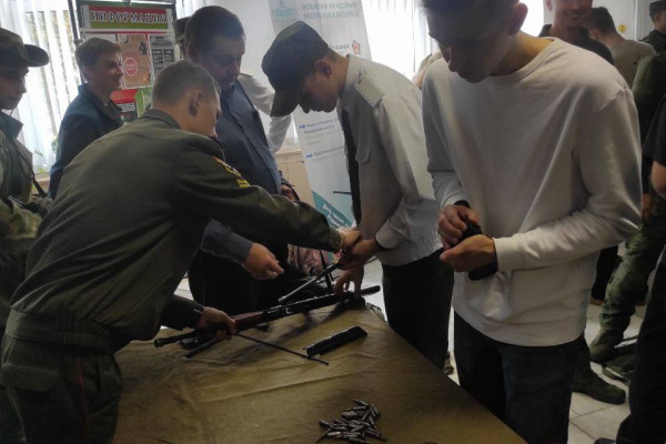 photo_5213050185570183067_y