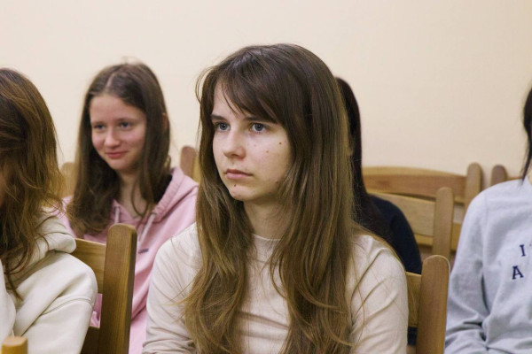 photo_5242291143260103544_y