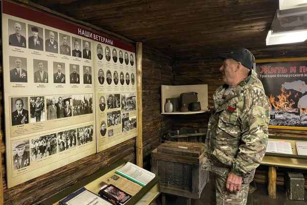 photo_5301080256175793320_y