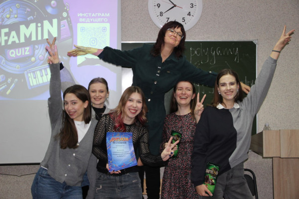 photo_5307497414057387371_y