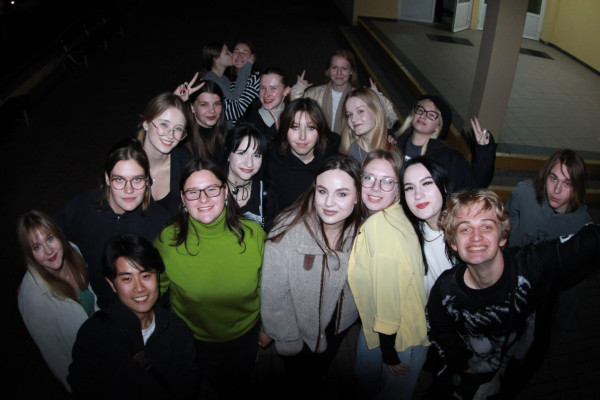 photo_5307497414057387372_y