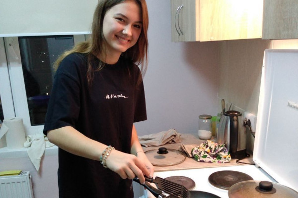 photo_5309919380475339759_y