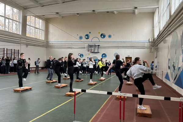 photo_5312107335600170688_y