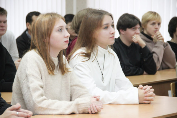 photo_5350695946012451740_y