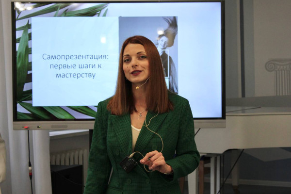 photo_5355250252023719757_y