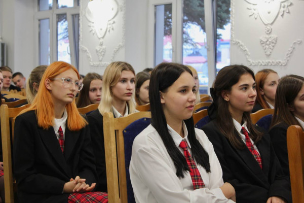 photo_5355250252023720001_y