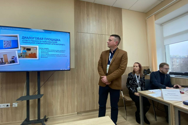 photo_5366442073508670511_y