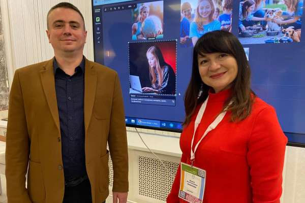 photo_5366442073508670516_y