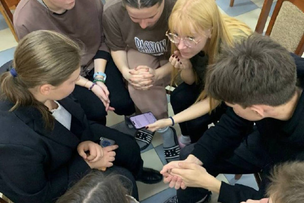 photo_5362048339144732749_x