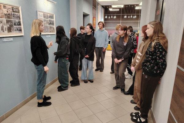 photo_5359751403519732804_y