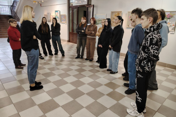 photo_5359751403519732807_y