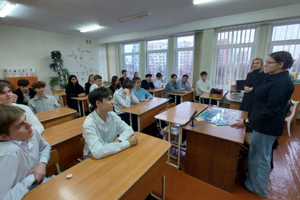 photo_5373152203994424090_y