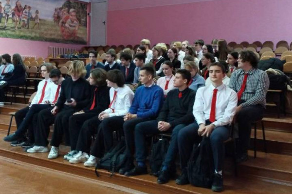 photo_5375289787742807701_x