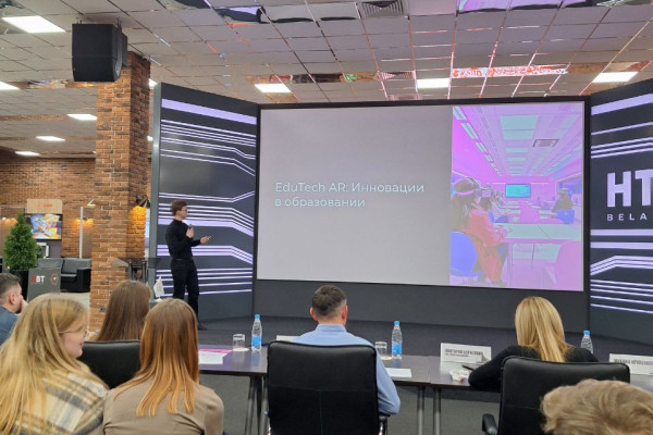 photo_5395558356887922077_y