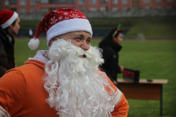 photo_5426945771728661841_y